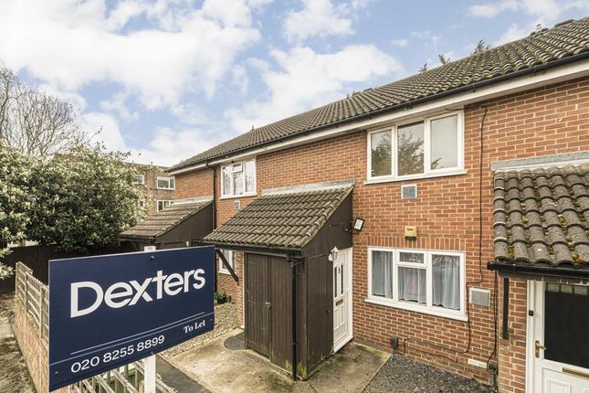 Flat to rent in Westland Close, Stanwell, Staines