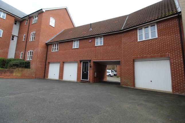 Terraced house for sale in Groves Close, Colchester