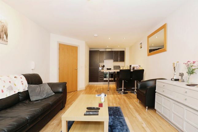 Flat for sale in Marshall Road, Banbury