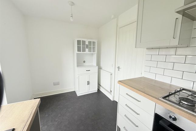 70, Spinney Halt, Leicester photo 3