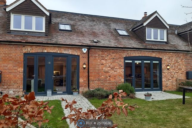 Lovely Barn Conversion In Peaceful Setting