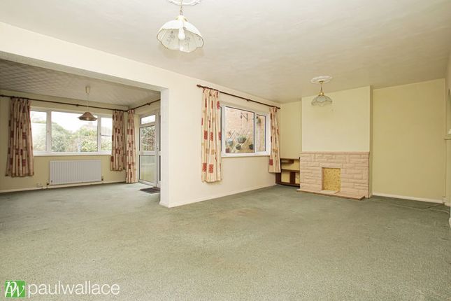 4, Ranworth Avenue, Hoddesdon photo 2