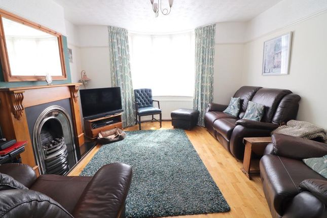 5, Fitzroy Avenue, Luton photo 2