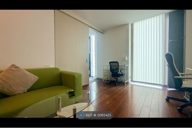 Apartment, Beetham Tower Holloway Circus Queensway, Birmingham photo 2