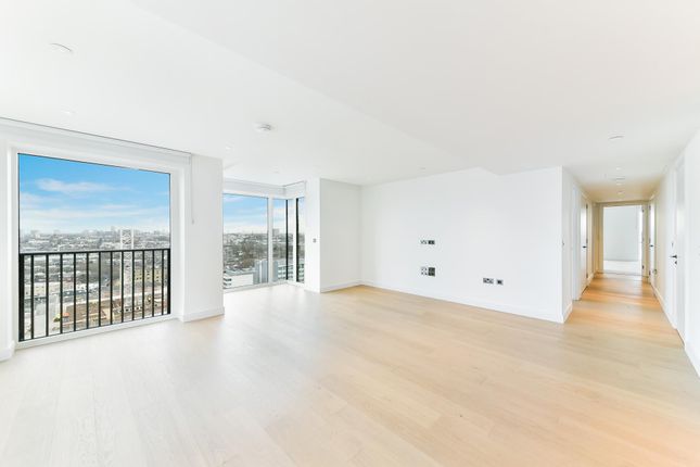 Flat to rent in Belvedere Row Apartments, White City Living, London