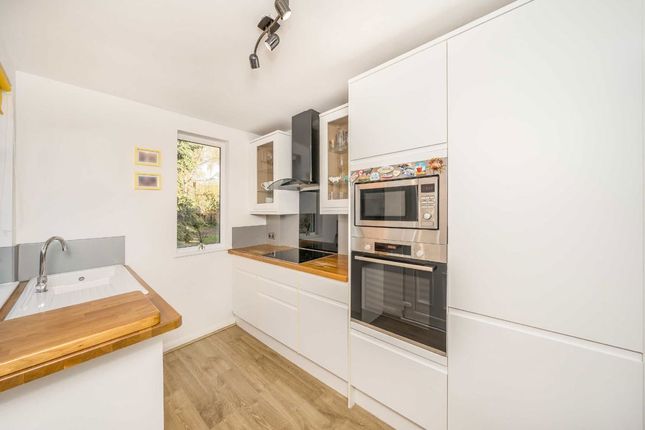 Glenfield Road, Ashford photo 4