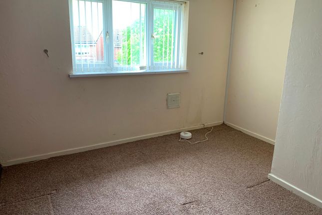 30, Dale Close, Swansea photo 3