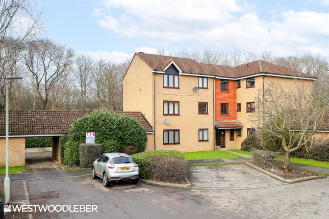 Flat for sale in The Hyde, Ware