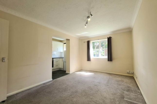 64 Hay Leaze, Bristol photo 2