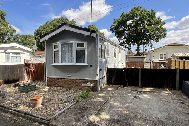 1-bed caravan on London Road West Kingsdown, Sevenoaks, £125,000