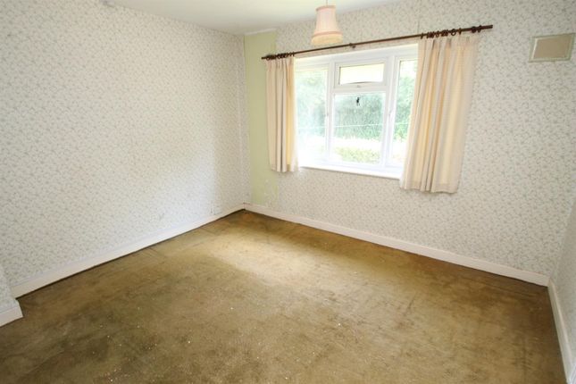 1 St. Stephens Cottages, Charlton Lane, Maidstone photo 5
