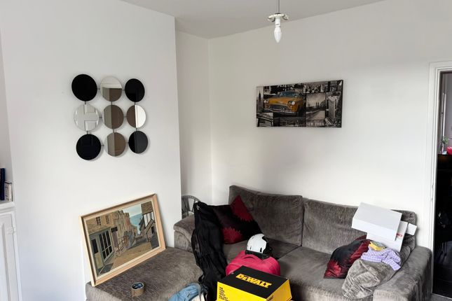 16, Leicester Road, Anstey photo 2
