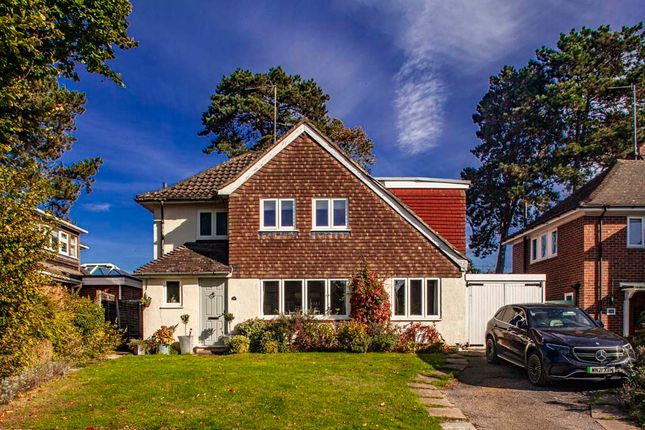 Thumbnail Detached house for sale in 29 Holmlea Road, Goring On Thames