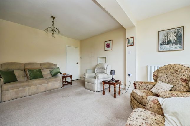 107, Hassock Lane, Heanor photo 4