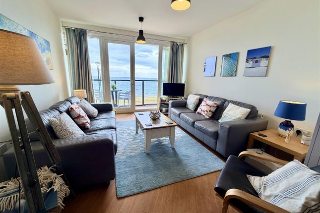 Apartment 12, West End Point, Pwllheli photo 2