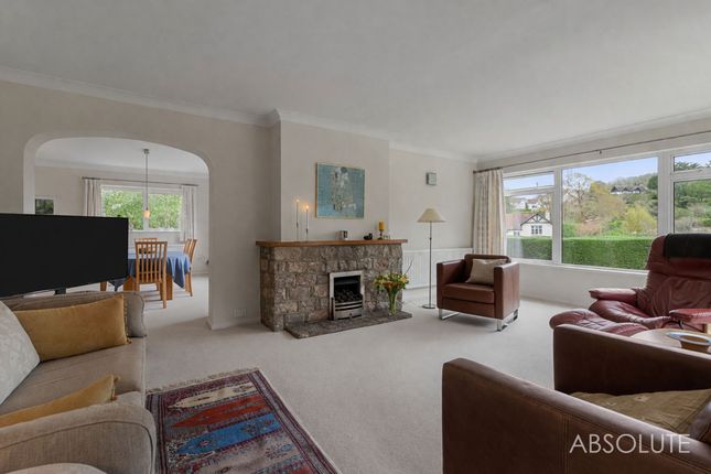 Orchard End Ilsham Crescent, Torquay photo 3