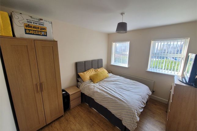 42, Milner Street, Radcliffe, Manchester photo 3
