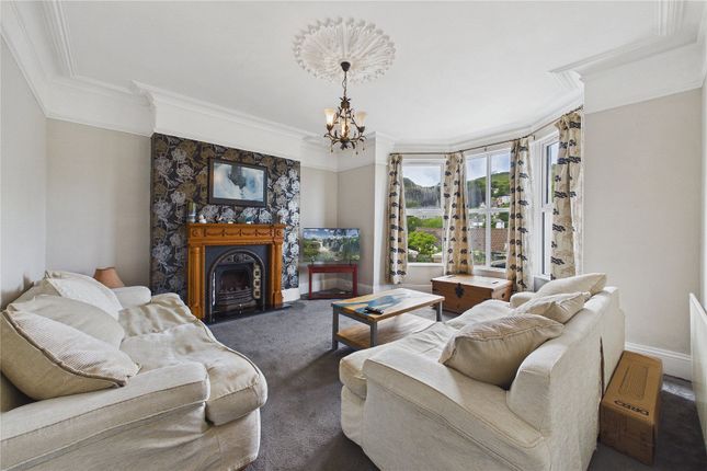 5, Langleigh Terrace, Devon photo 3