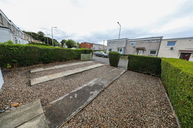 Lothian Court, Glenrothes photo 2