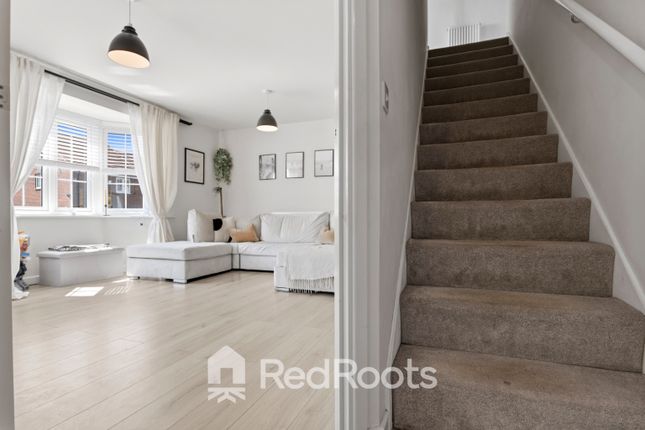 1 Empire Crescent, Woodlands, South Yorkshire photo 4