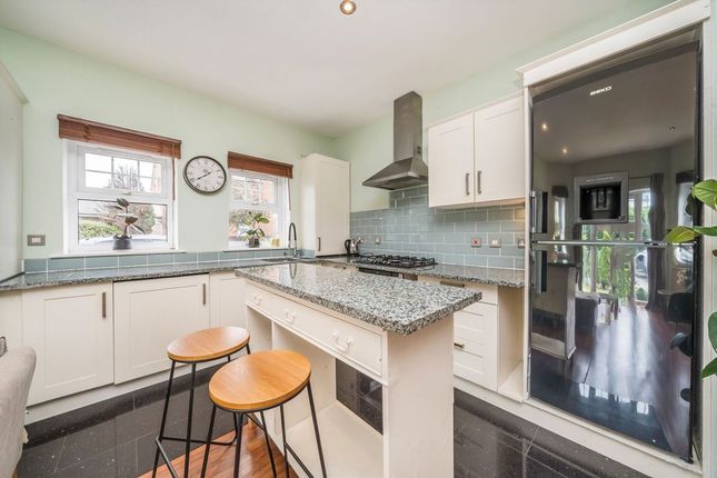 Flat 2, 333, Ewell Road, Surbiton photo 3