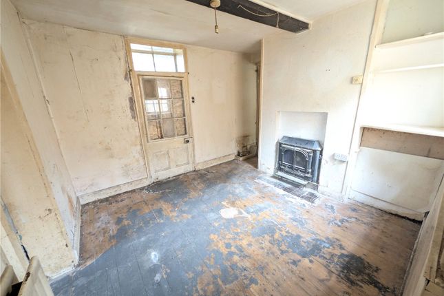 18, Vineyard Road, Telford photo 4