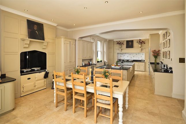 Breakfast Room