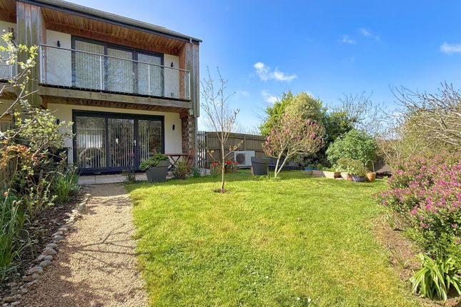 2-bed house on 15, Pennance Field, Falmouth, £445,000