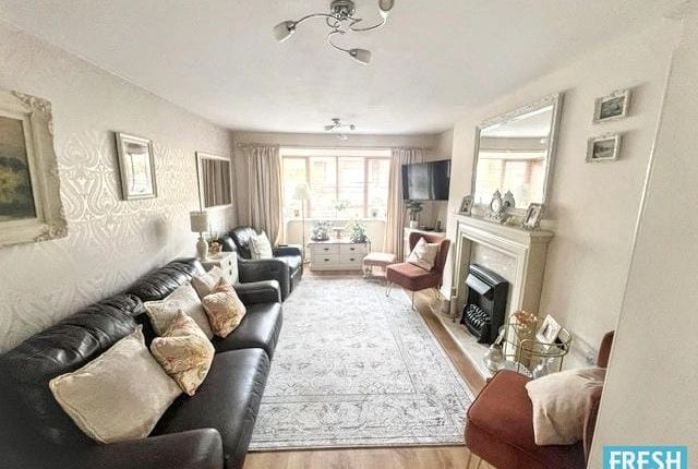 49, Meadow Rise, Swansea photo 2