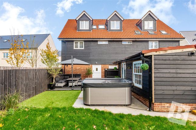 Detached house for sale in Rainbird Place, Pilgrims Hatch, Brentwood