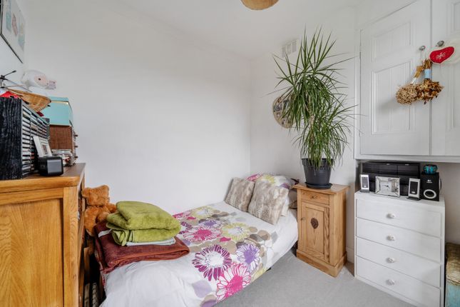 77b, Holmewood Road, Kent photo 4