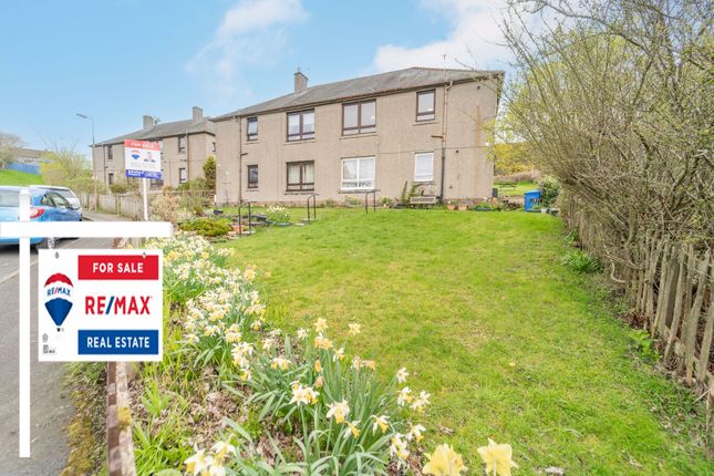 Thumbnail Flat for sale in Marchwood Crescent, Bathgate