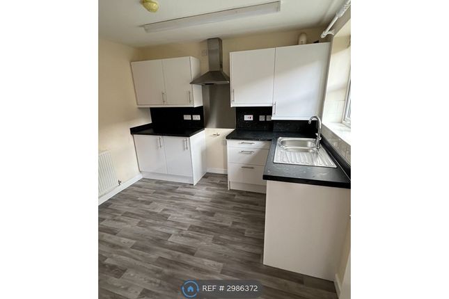 Church Drive, Shirebrook, Mansfield photo 3