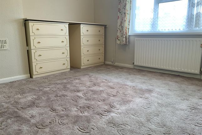 Property to rent in Guild Avenue, Bloxwich, Walsall