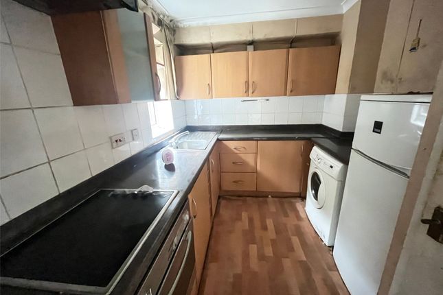 Flat 4,, The Cloisters, DAVENTRY photo 2