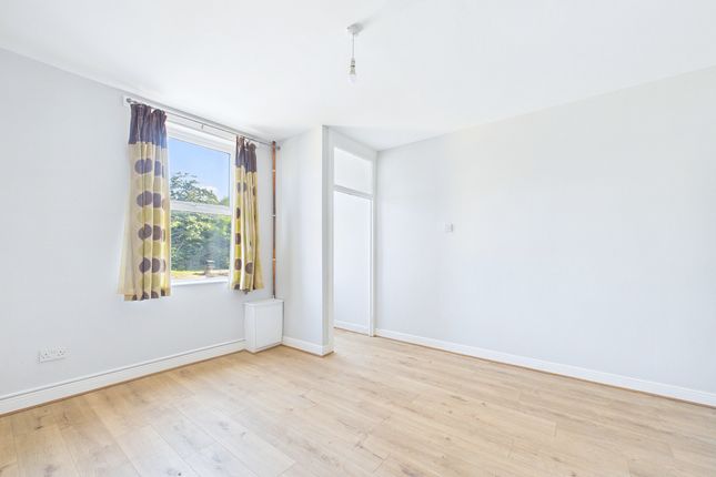 229, Clipsley Lane, Haydock photo 4