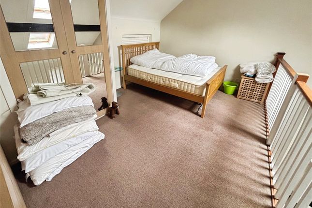 14, Grasmere Avenue, Wolverhampton photo 4