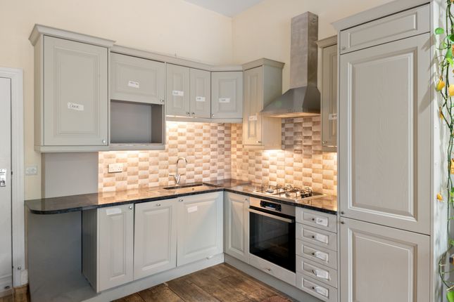 15a, Studland Road, London photo 4