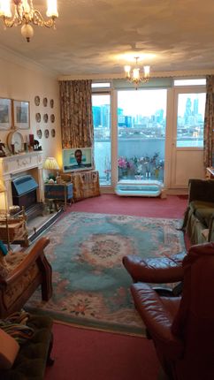 Flat for sale in Withy House, Globe Road, London