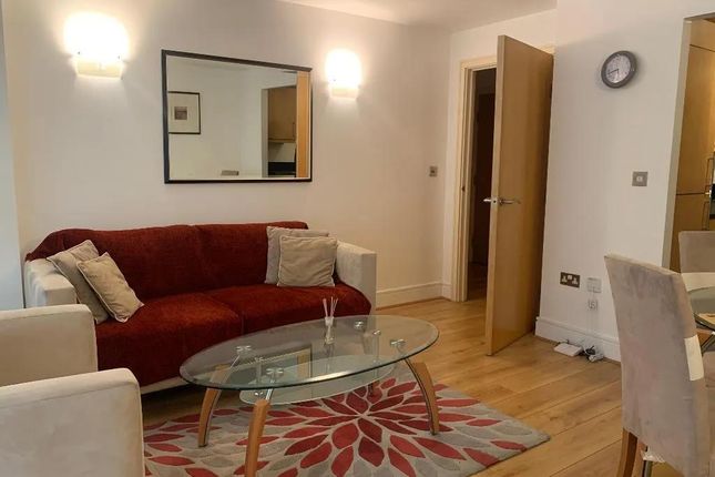 Flat for sale in Cassilis Road, London