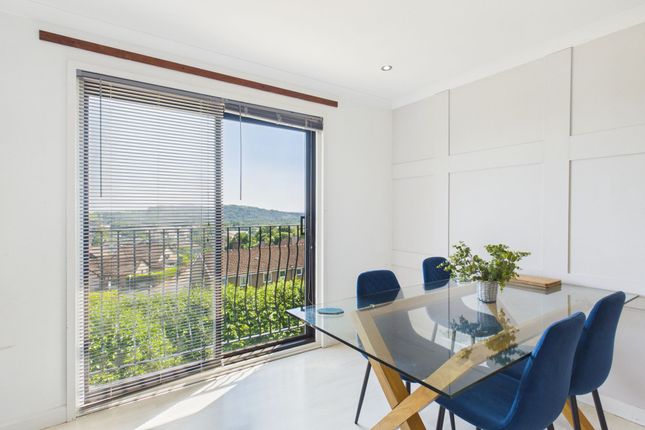 12 Glen Grove, Glasgow photo 4