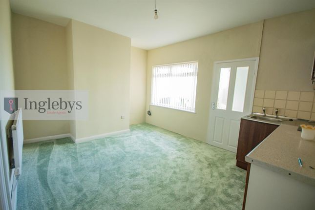 17, East Parade, Saltburn-By-The-Sea photo 4
