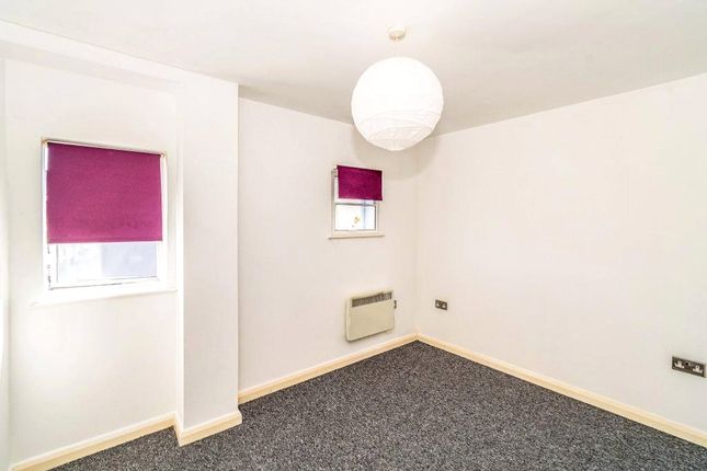 Flat 3, 164, High Street, Hampshire photo 4
