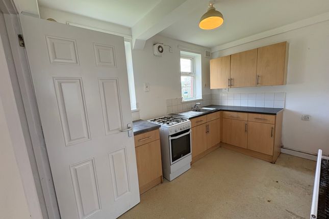 1, Kirkstall Grove, Bradford photo 4