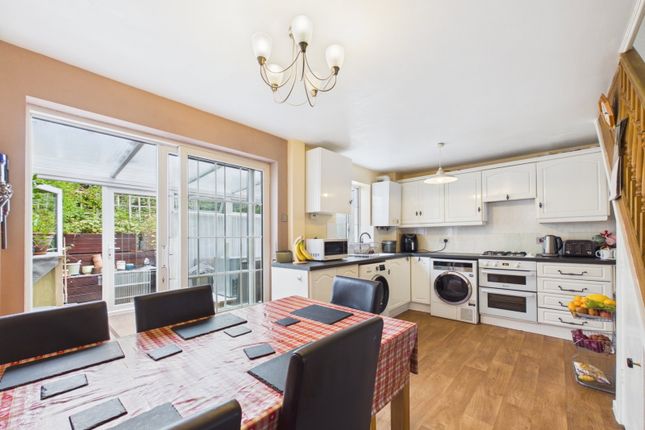 75, Pankhurst Road, Rochester photo 4