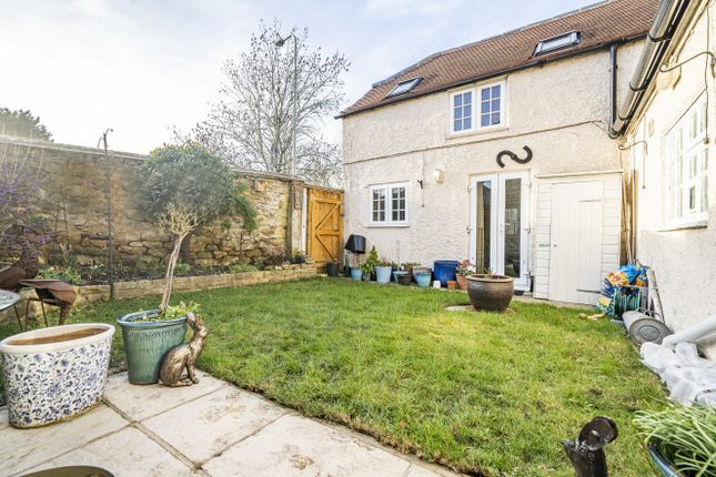 Terraced house for sale in Lechlade Road, Faringdon, Oxfordshire