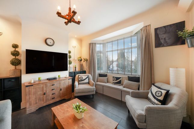 1, Moorcroft Way, Pinner photo 4