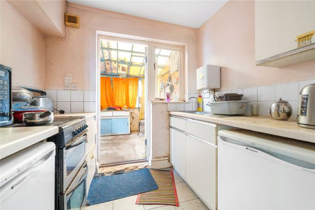 65, Oakhurst Grove, London photo 4
