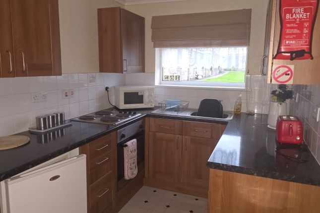 2-bed caravan on Sandown Bay Holiday Centre, Yaverland Road, Sandown, £46,000