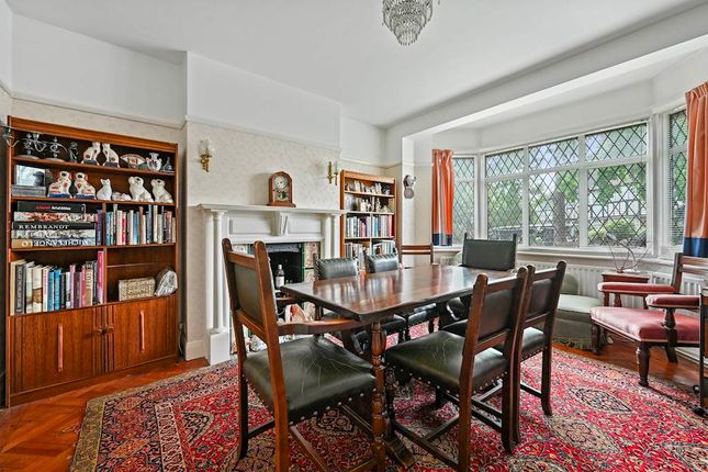 53, Tudor Gardens, West Acton photo 2